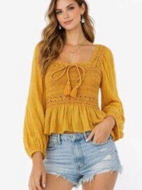American Eagle Mustard Yellow Crochet Peasant Crop Boho Top Balloon Sleeves